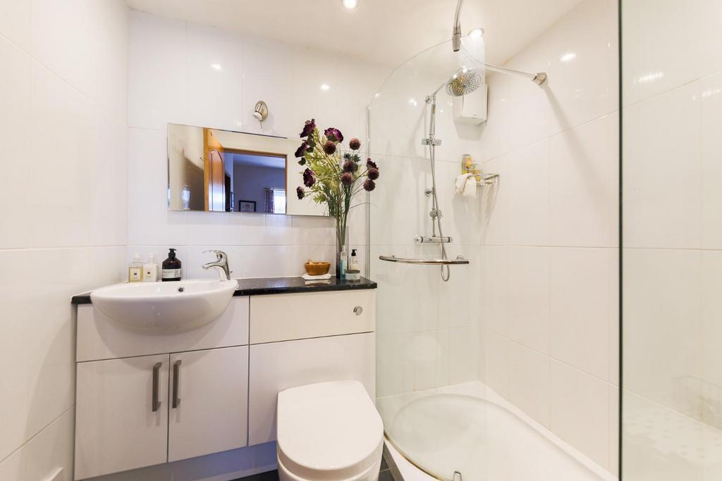 WC/Shower Room