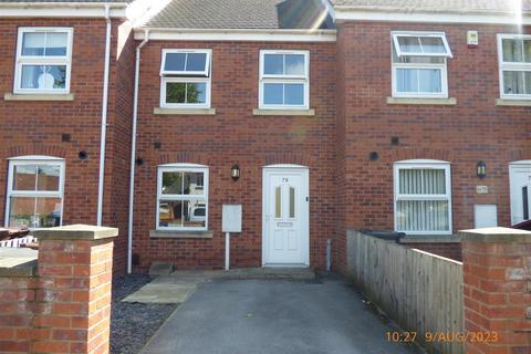 3 bedroom terraced house to rent, Wharncliffe Road, Ilkeston. DE7 5HF