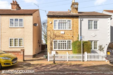 2 bedroom semi-detached house for sale, Lea Road, Hoddesdon EN11