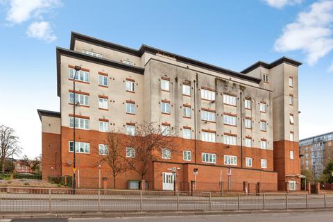 undefined, Bath Road, Slough