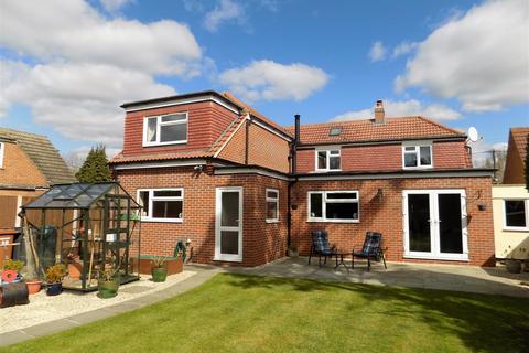 Chapel Street, Bottesford, Nottingham
