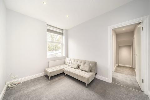 undefined, 31-33 Woolwich Road, Greenwich, London