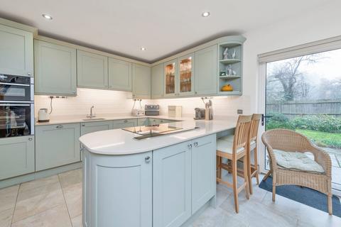 3 bedroom detached house for sale, St. James Court, Royston SG8