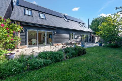 3 bedroom detached house for sale, St. James Court, Royston SG8