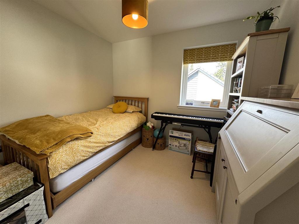 Bedroom 2.jpg