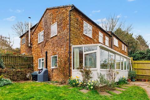 undefined, School Hill, Mollington, OX17