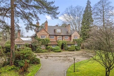 undefined, South Ridge, St George's Hill, Weybridge, Surrey, KT13