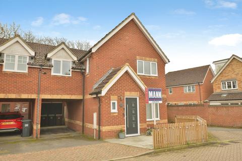 3 bedroom link detached house for sale, Emperor Way, Kingsnorth, Ashford, Kent, TN23