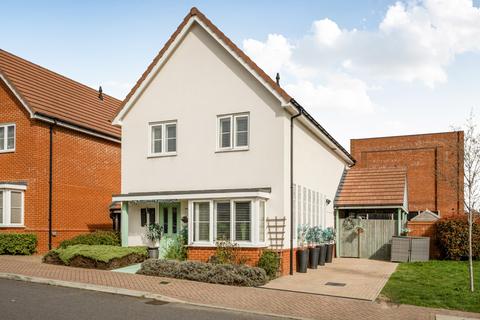 undefined, Golve Drive, Chatham