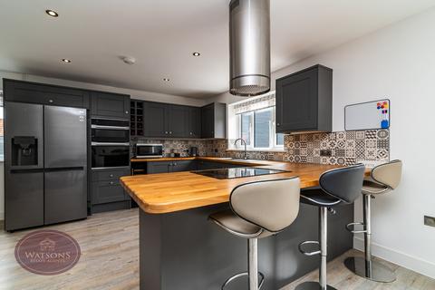 3 bedroom detached bungalow for sale, Mill Road, Newthorpe, Nottingham, NG16