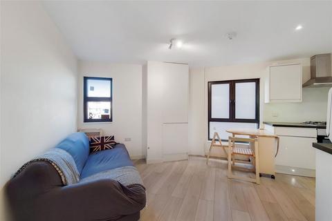 undefined, Clarence Street, Kingston Upon Thames KT1