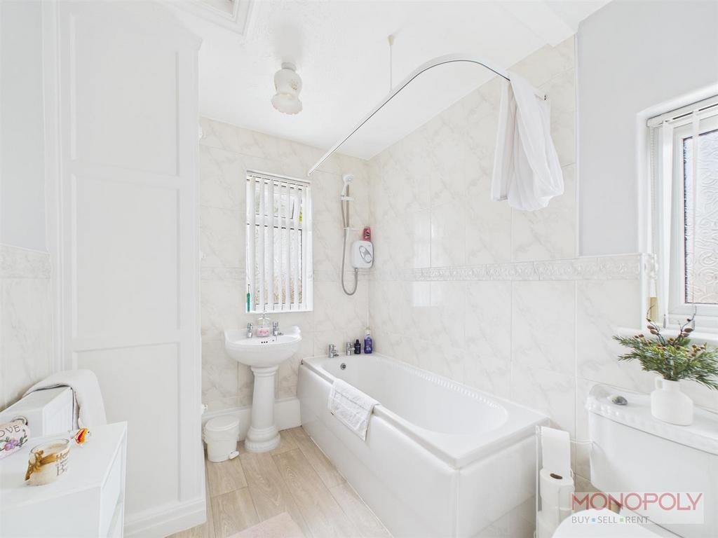 Family bathroom