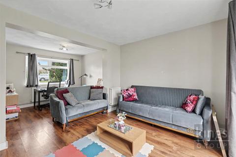 3 bedroom end of terrace house for sale, Tanys Dell, Harlow