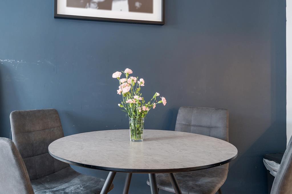 Kitchen/Reception