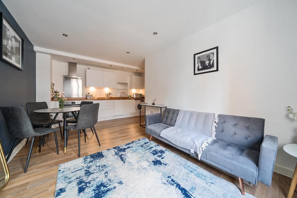 Kitchen/Reception