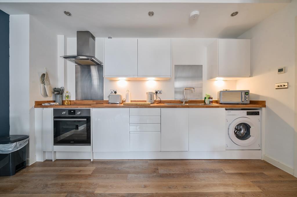 Kitchen/Reception