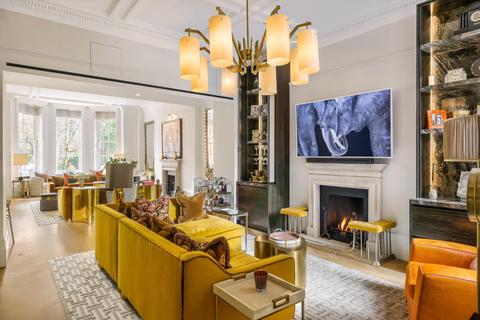 undefined, Cadogan Square, Knightsbridge, London SW1X