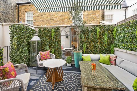 undefined, Cadogan Square, Knightsbridge, London SW1X