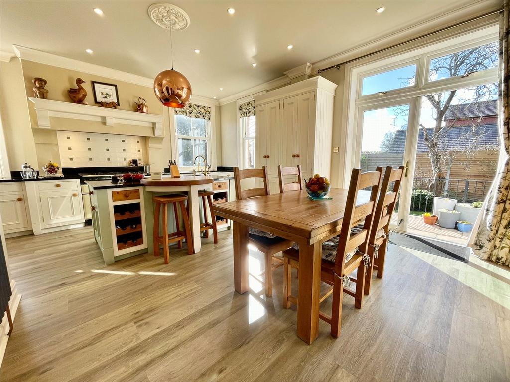 Dining Kitchen