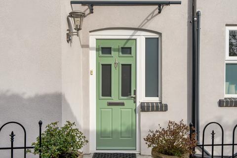 undefined, Guildford Road, Farnham, GU9