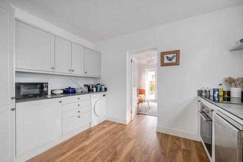 undefined, Guildford Road, Farnham, GU9