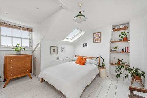 3 bedroom apartment for sale, Rumsey Road, London, SW9
