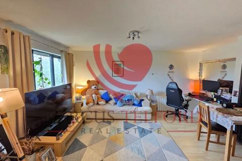 undefined, Tanglewood Way, Feltham, TW13 7HB