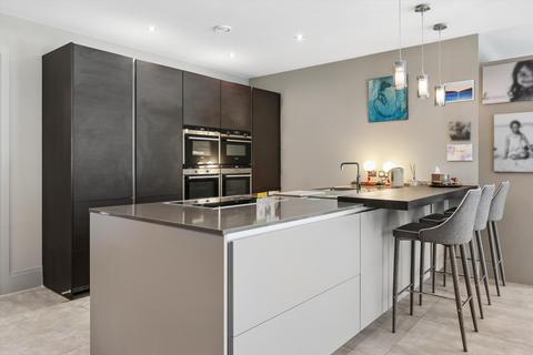 5 bedroom detached house for sale, Fairmile Lane, Cobham, Surrey KT11