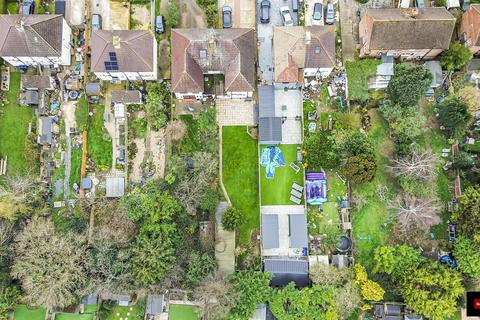 undefined, Weir Gardens, Rayleigh, SS6