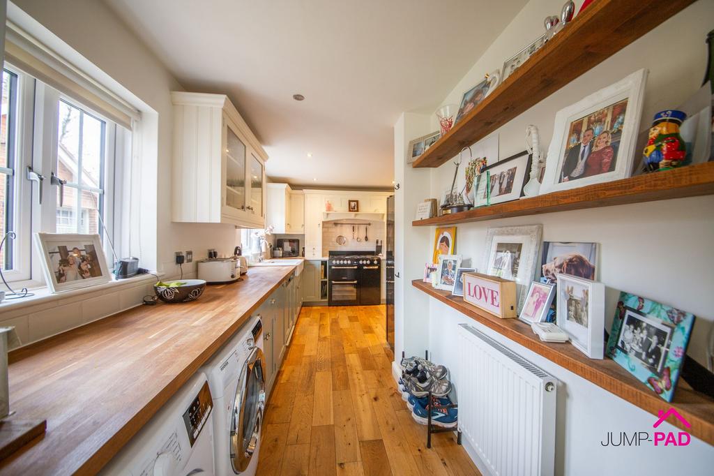 Kitchen/breakfast/family room