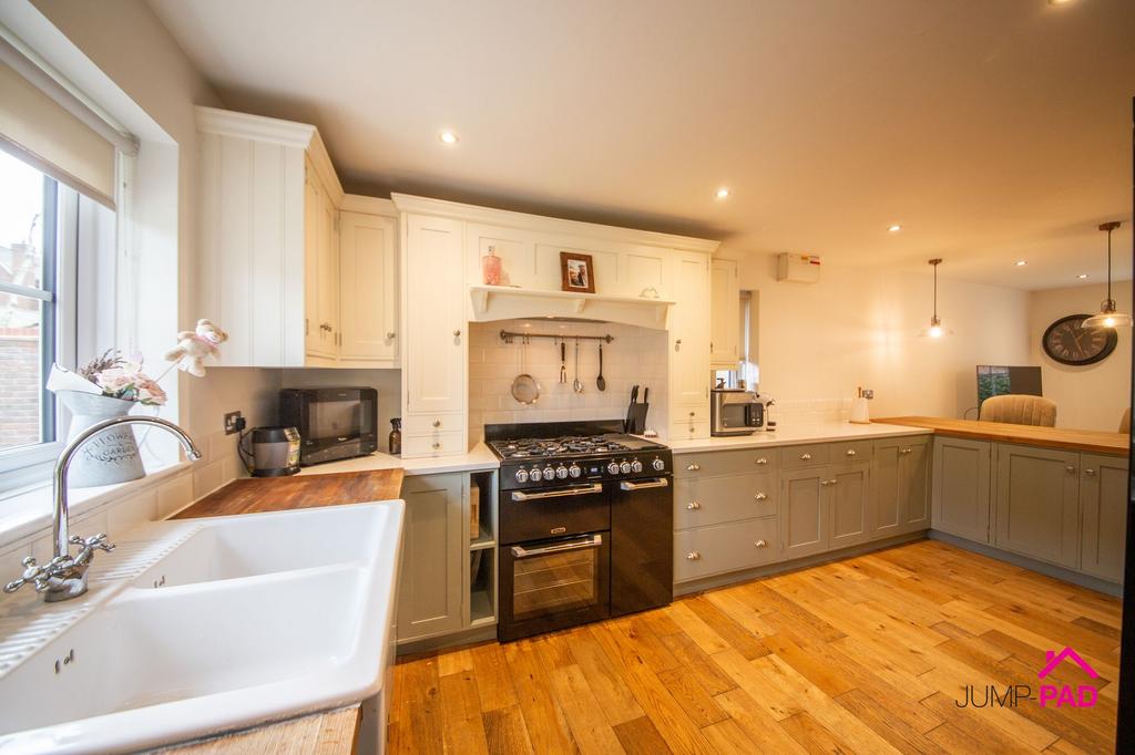 Kitchen/breakfast/family room