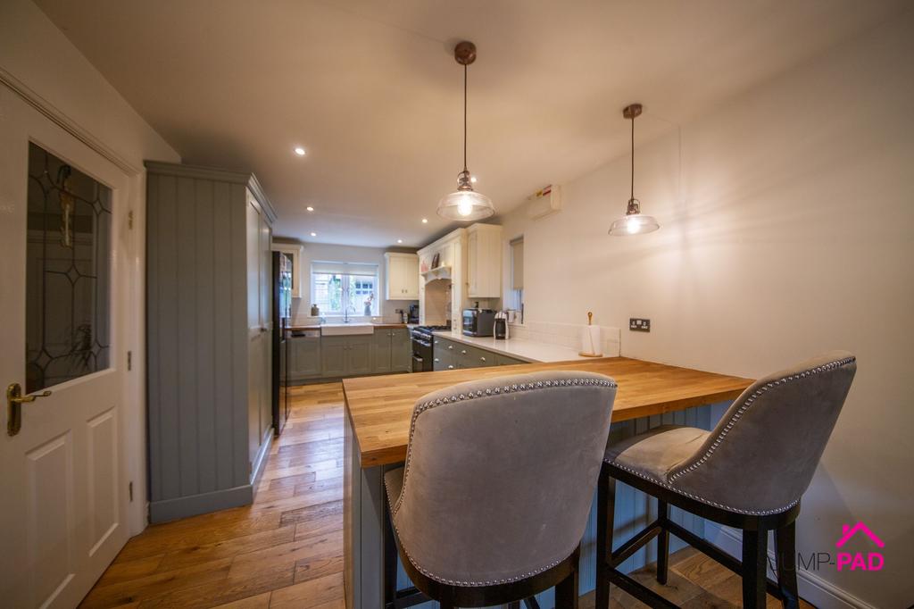 Kitchen/breakfast/family room