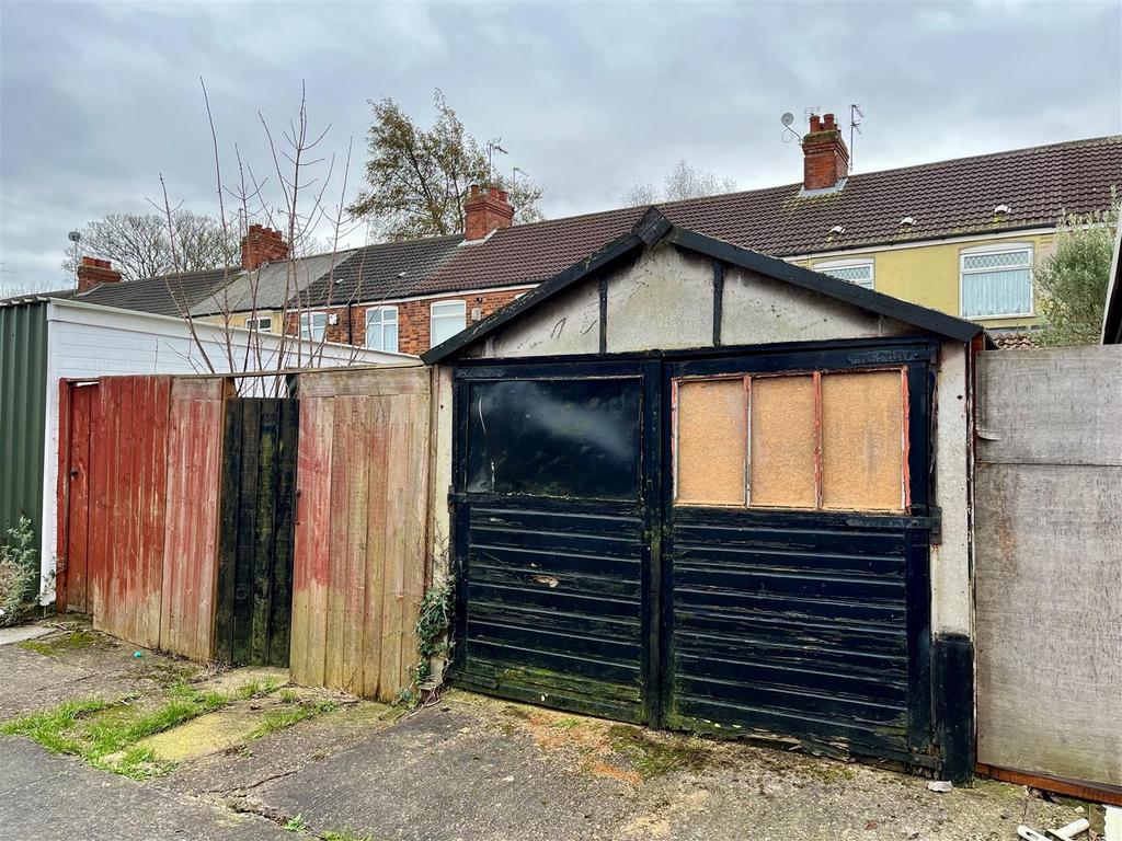 Garage.jpg