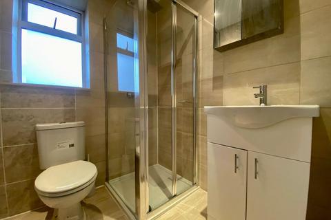 undefined, Mitcham CR4