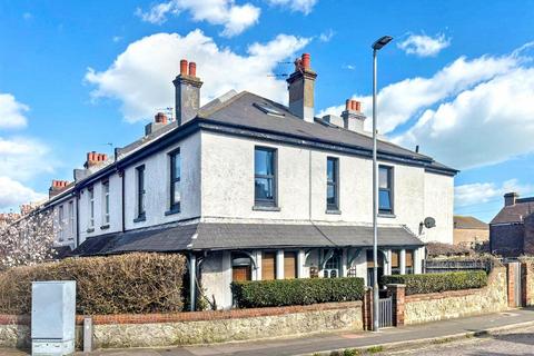 7 bedroom end of terrace house for sale, Whitley Road, Eastbourne