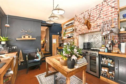 7 bedroom end of terrace house for sale, Whitley Road, Eastbourne