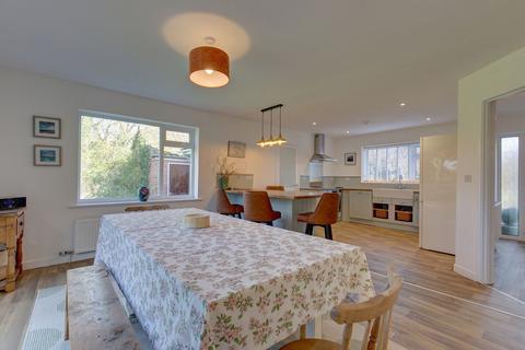 3 bedroom detached house for sale, Single Story Modern Living in Wiveton