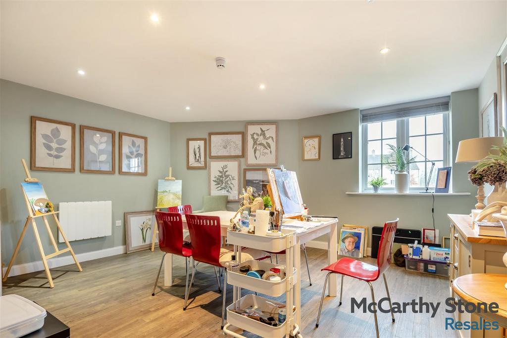 8681828-interior25.jpg
