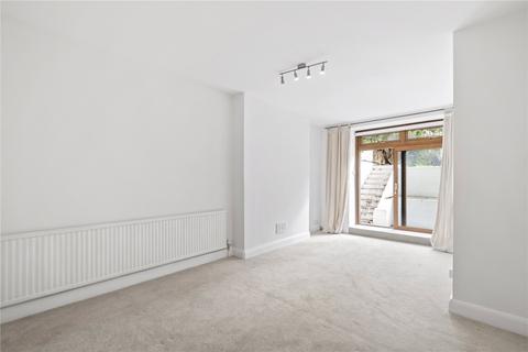 2 bedroom apartment to rent, Clapham Common South Side, SW4
