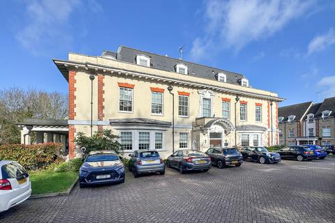 2 bedroom flat to rent, Fuller Close, Sparrows Herne Mansion, WD23