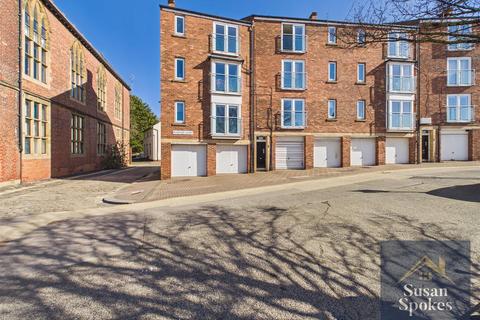 2 bedroom apartment for sale, Riverside Court, South Shields