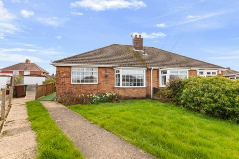 2 bedroom bungalow for sale, Halton Way, Grimsby, DN34