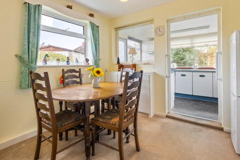 2 bedroom bungalow for sale, Halton Way, Grimsby, DN34