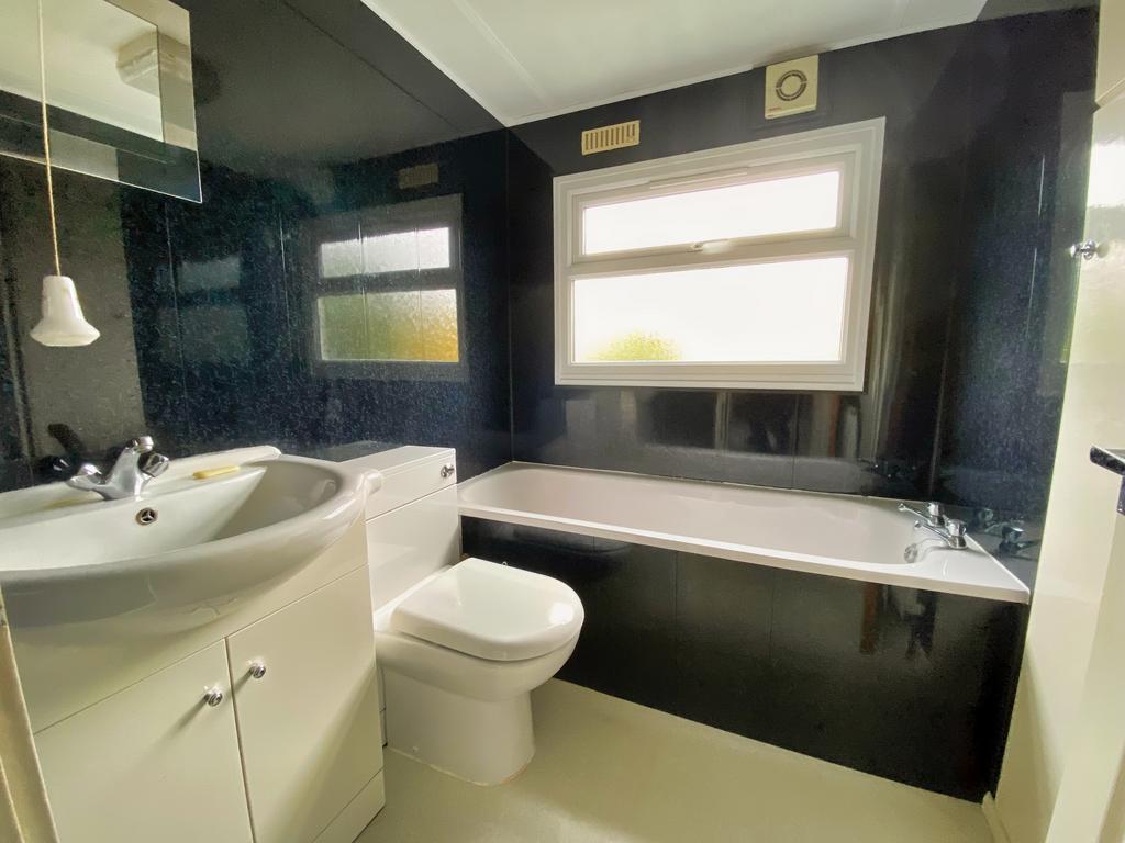 Modern Bathroom