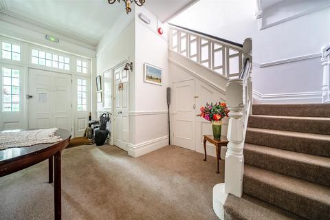 3 bedroom apartment for sale, Church Hill, Camberley GU15