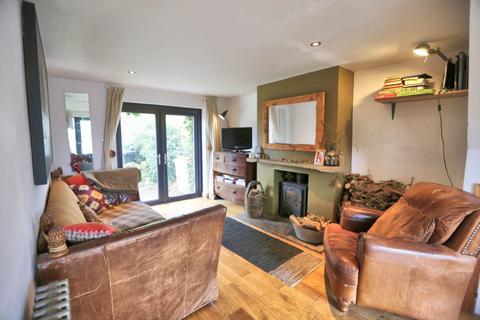 undefined, Cedarway, Bollington