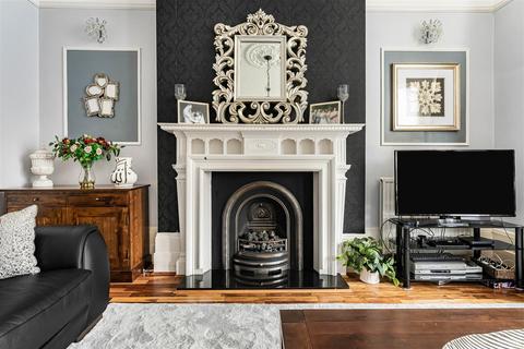 undefined, Wallwood Road, Leytonstone
