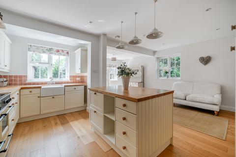 3 bedroom detached house for sale, Huntercombe Lane North, Taplow, Maidenhead, SL6