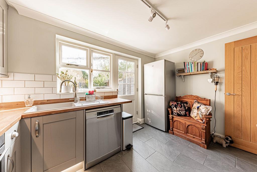 Kitchen (3)