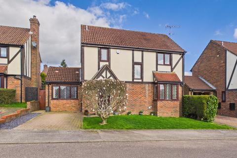 4 bedroom detached house for sale, The Glades, Hemel Hempstead, HP1